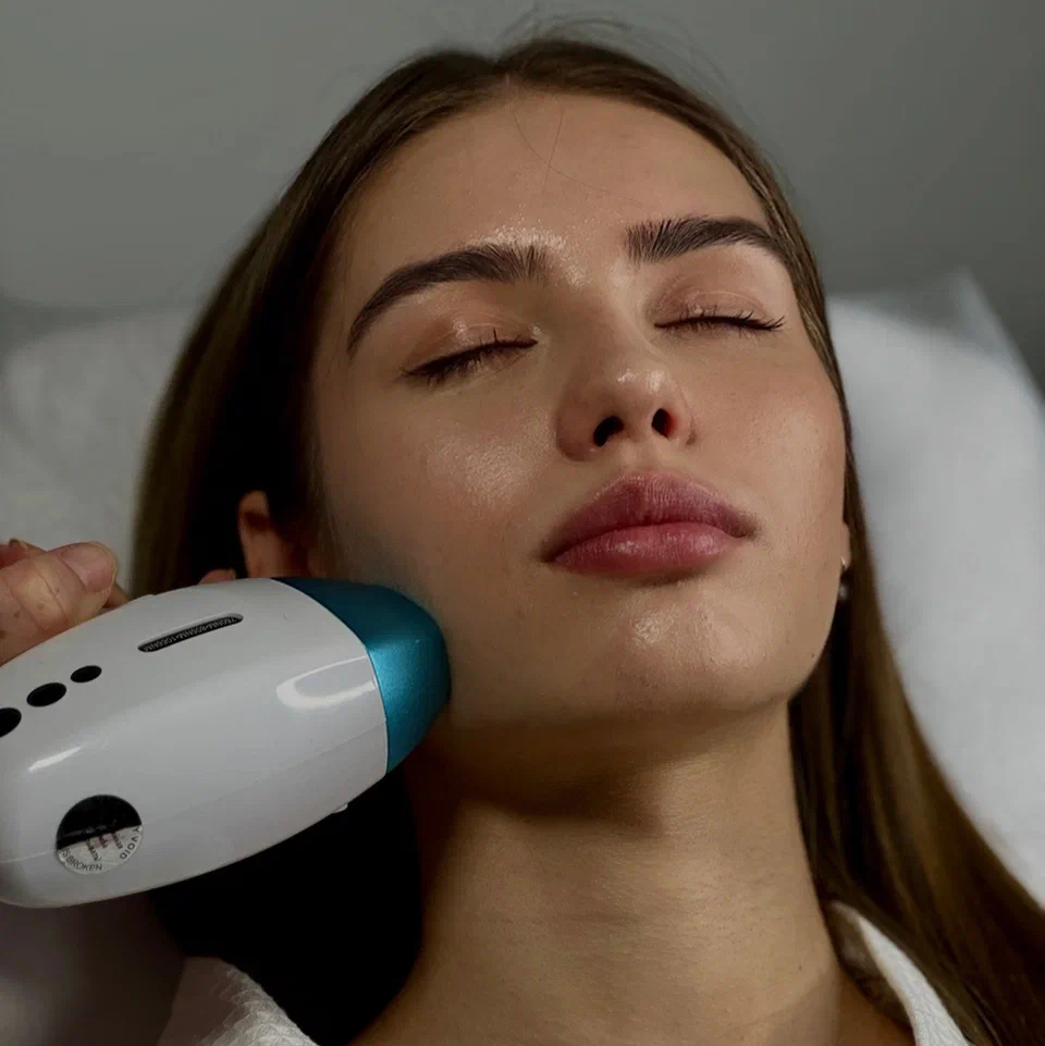 Лицо полностью