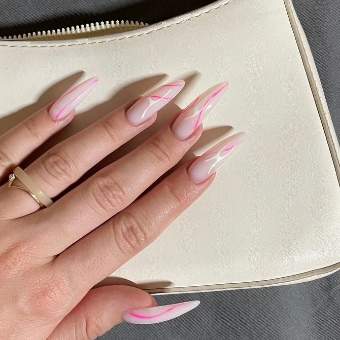 Наращивание ногтей