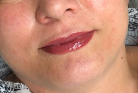 Перманентный макияж губ