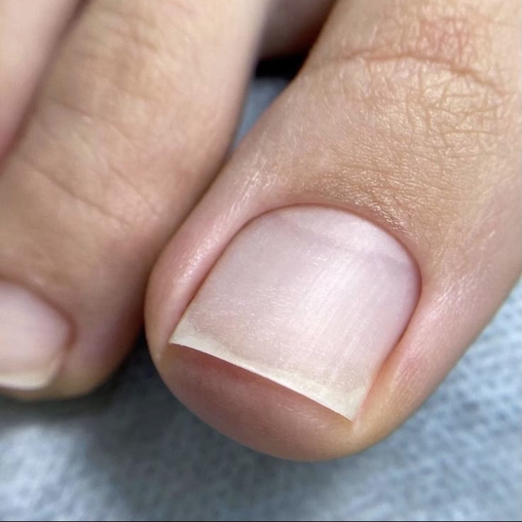 БЕЗ ПОКРЫТИЯ (обработка пальчиков или стоп)