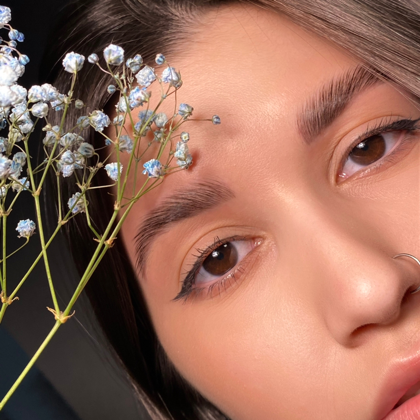 Долговременная укладка бровей с окрашиванием и коррекцией