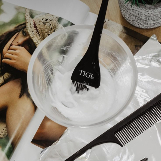 Осветление корней +тонирование