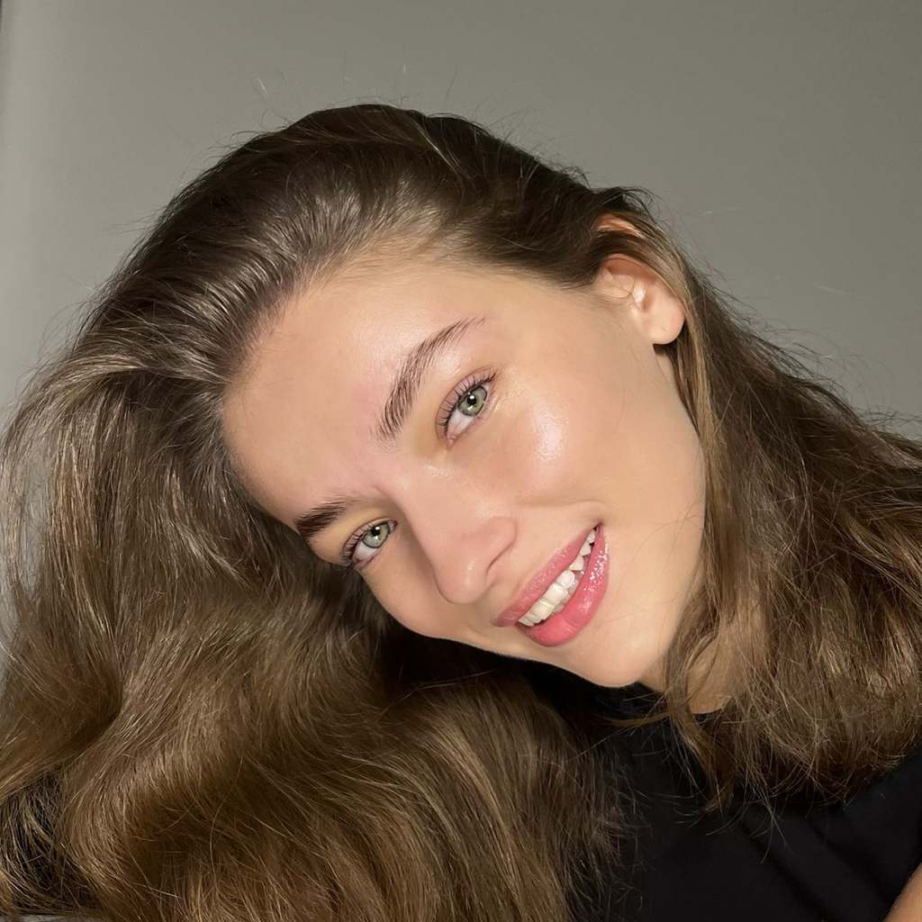 Коррекция бровей