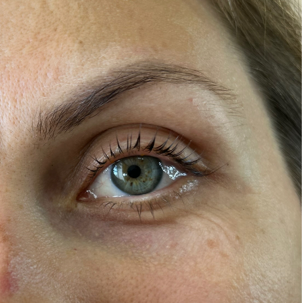 Окрашивание бровей, без коррекции