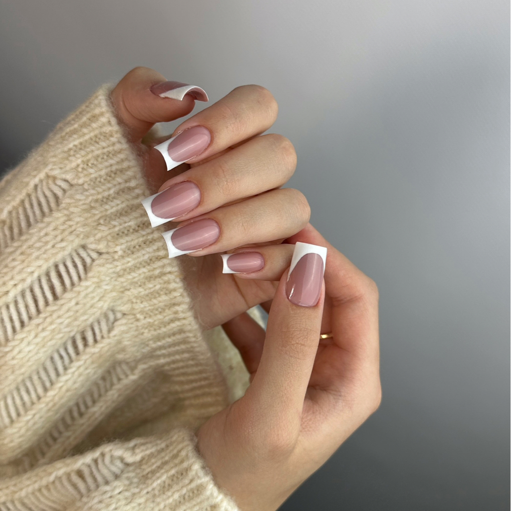 Наращивание до 2 длины, затем каждое увеличение +100 р