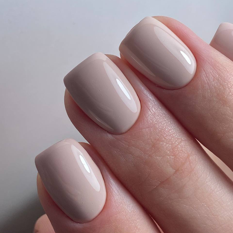 Маникюр с покрытием