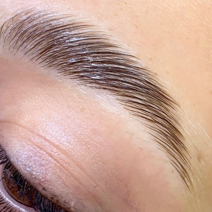 Ламинирование бровей без окрашивания