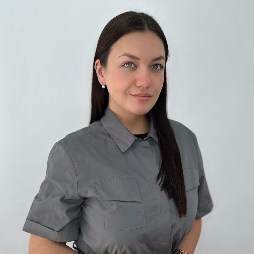 Юлия Шестакова