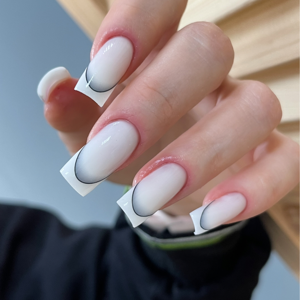 Наращивание ногтей