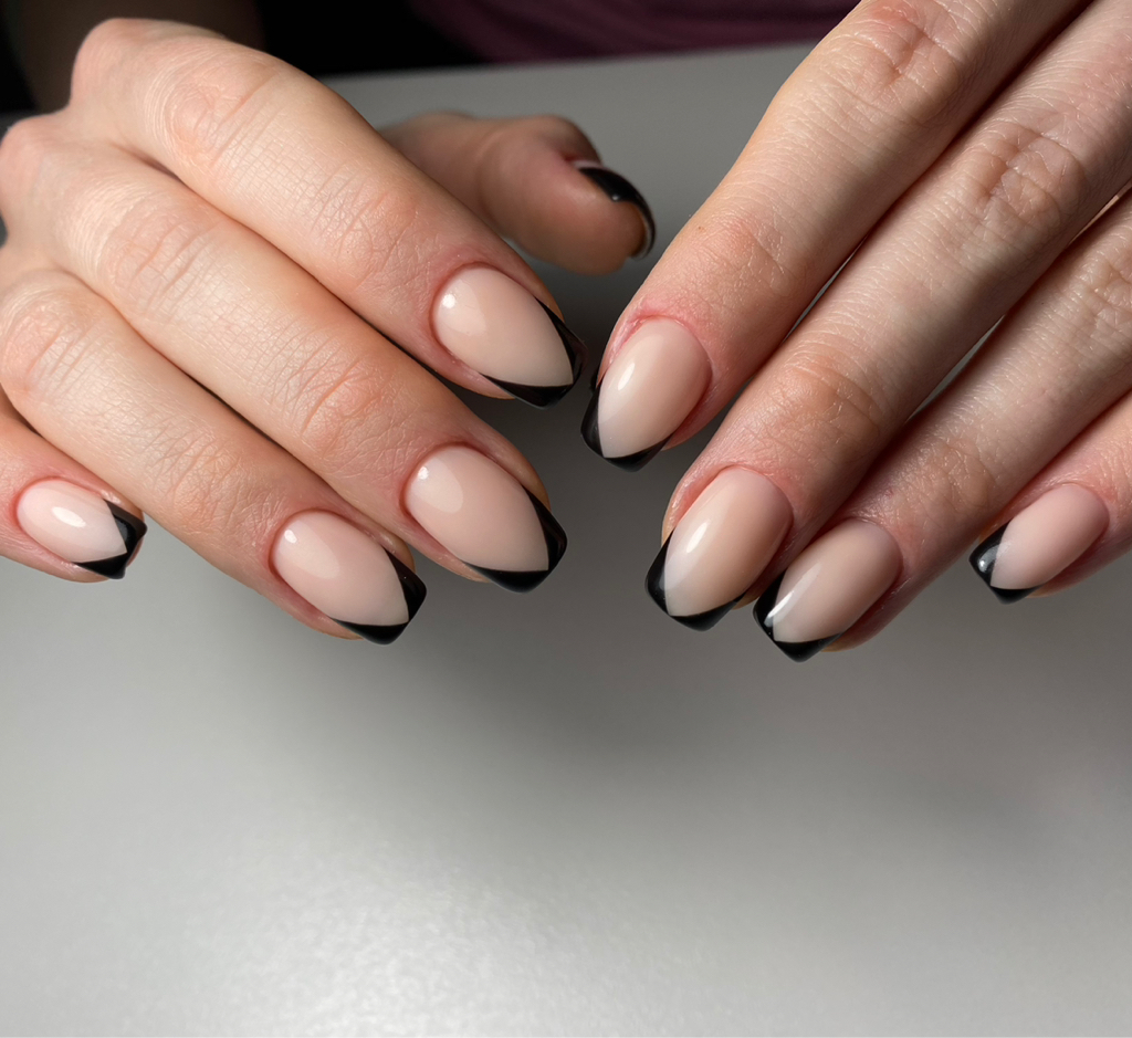 Маникюр с покрытием гель-лак (+ френч)