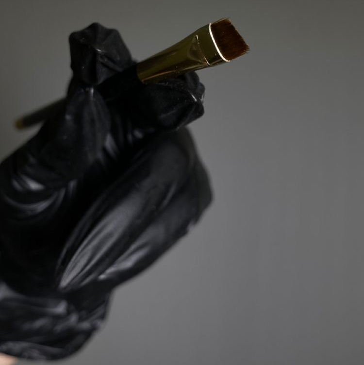 КОМБО 1 (ОКРАШИВАНИЕ БРОВЕЙ  И РЕСНИЦ КРАСКОЙ  +  КОРЕКЦИЯ БРОВЕЙ