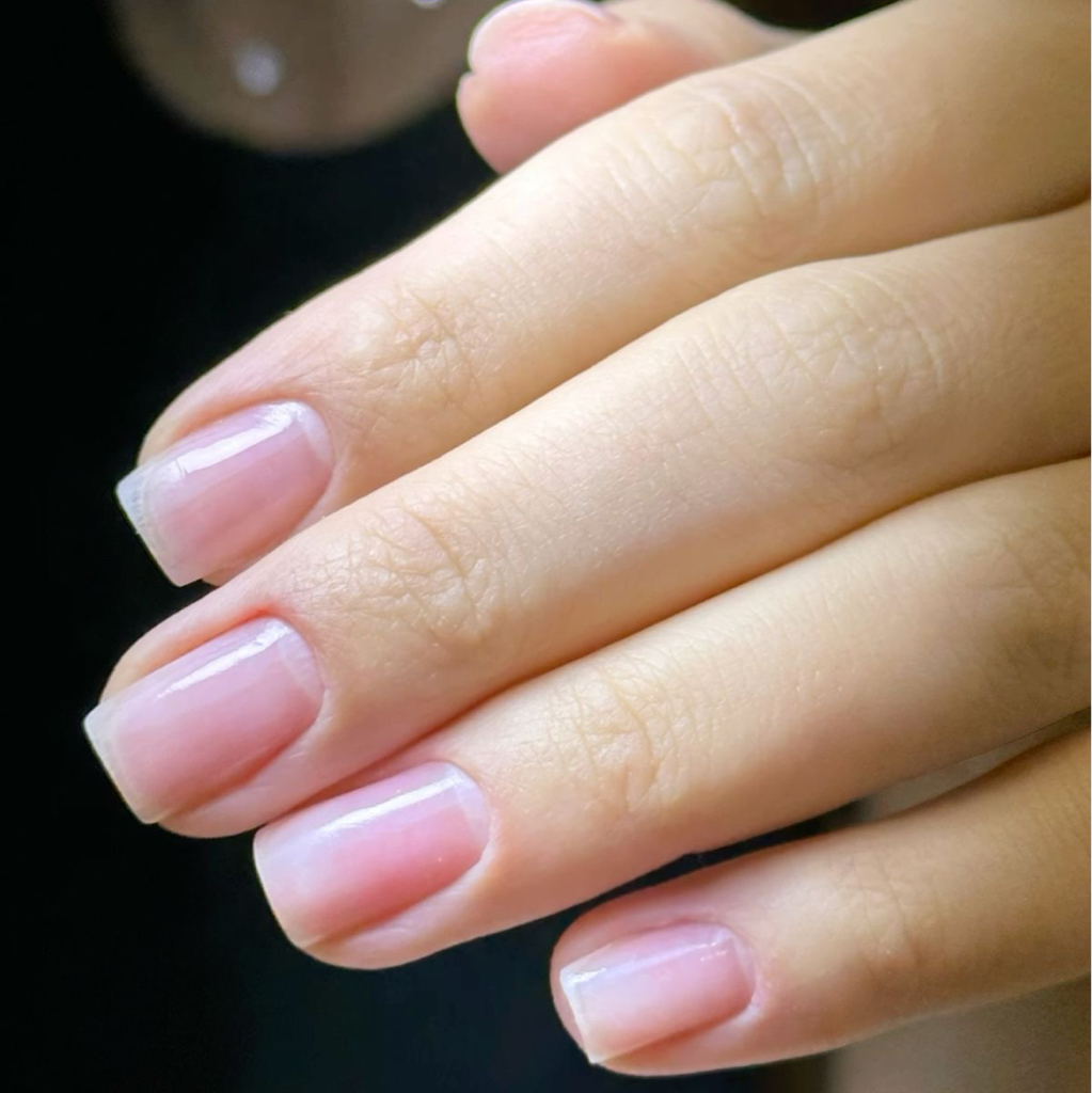 Маникюр классический