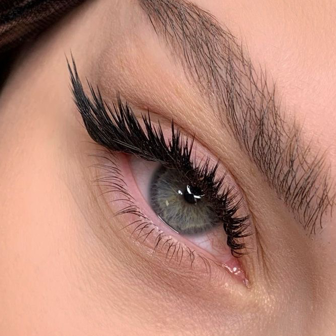 Наращение ресниц. 2,5 D