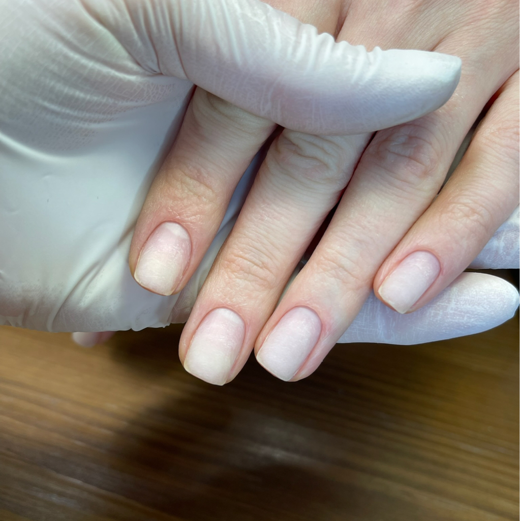 Маникюр без покрытия