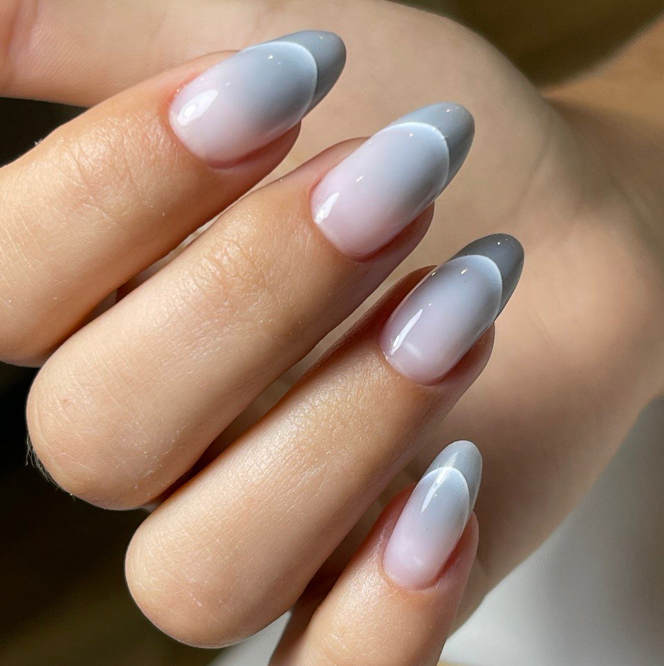 Наращивание на верхние формы (комби маникюр + наращивание)