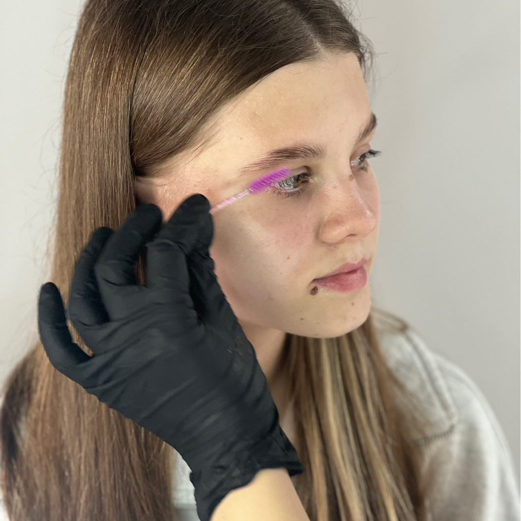 Долговременная укладка бровей+ коррекция