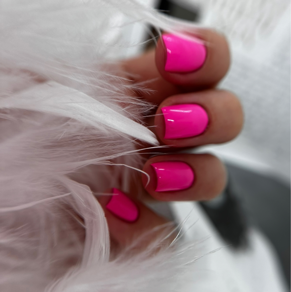 Маникюр с покрытием гель-лак