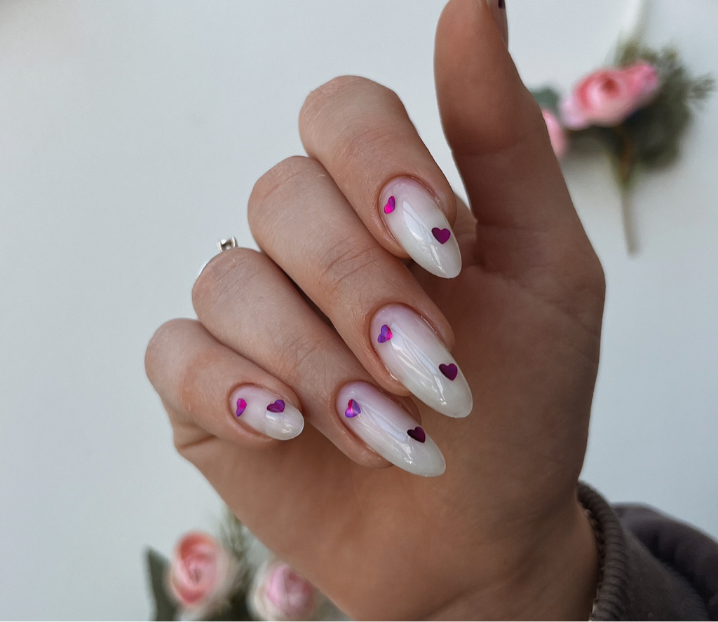 Наращивание ногтей