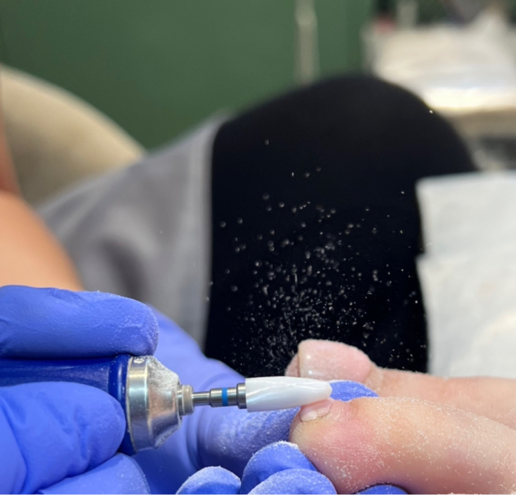 Снятие гель-лака без дальнейшего покрытия