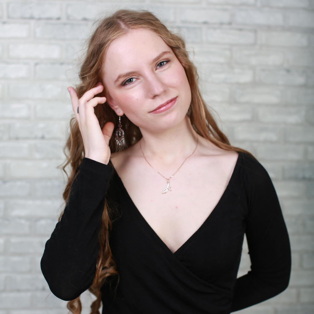 Васильева Алина