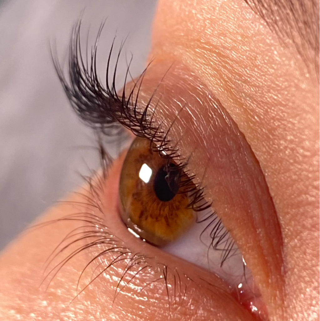 Ламинирование ресниц