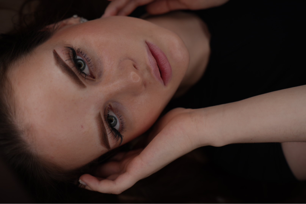 Перманентный макияж бровей минеральными пигментами