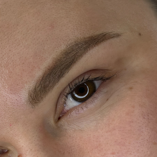 Перманент бровей