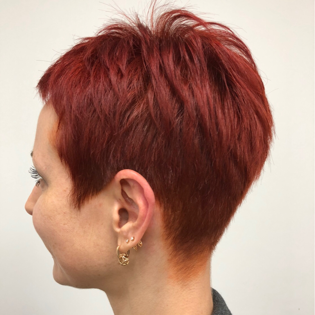 Стрижка женская  ~ Короткие волосы ~ до 10 см .