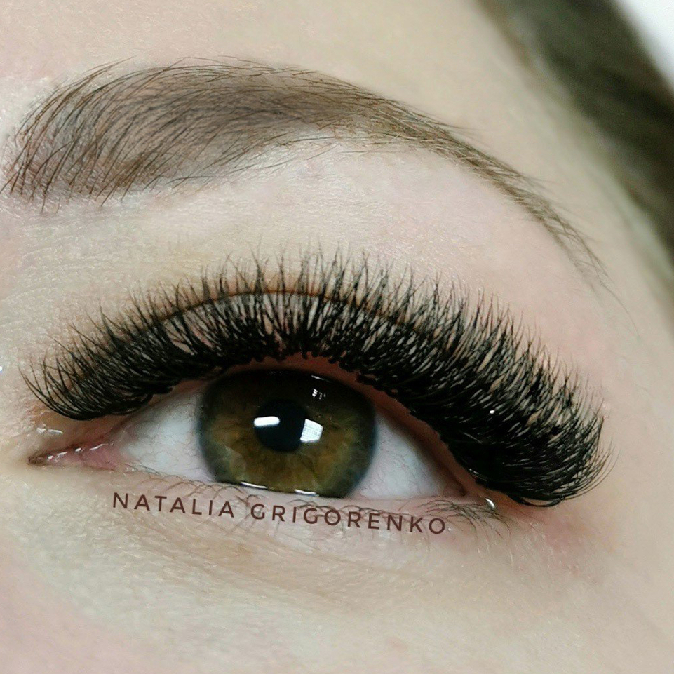 Экспресс наращивание ресниц