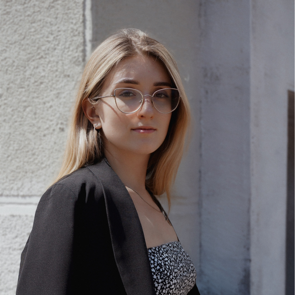 Екатерина Асипцова