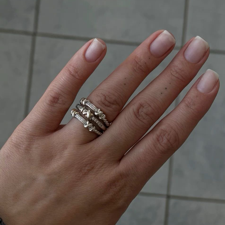 Маникюр без покрытия/маникюр с лечебным лаком