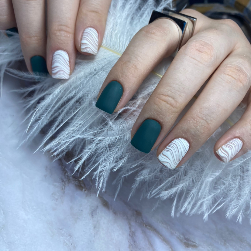 Комбинированный маникюр+ укрепление гелем+ покрытие+снятие+мелкий ремонт 1-2 ногтя