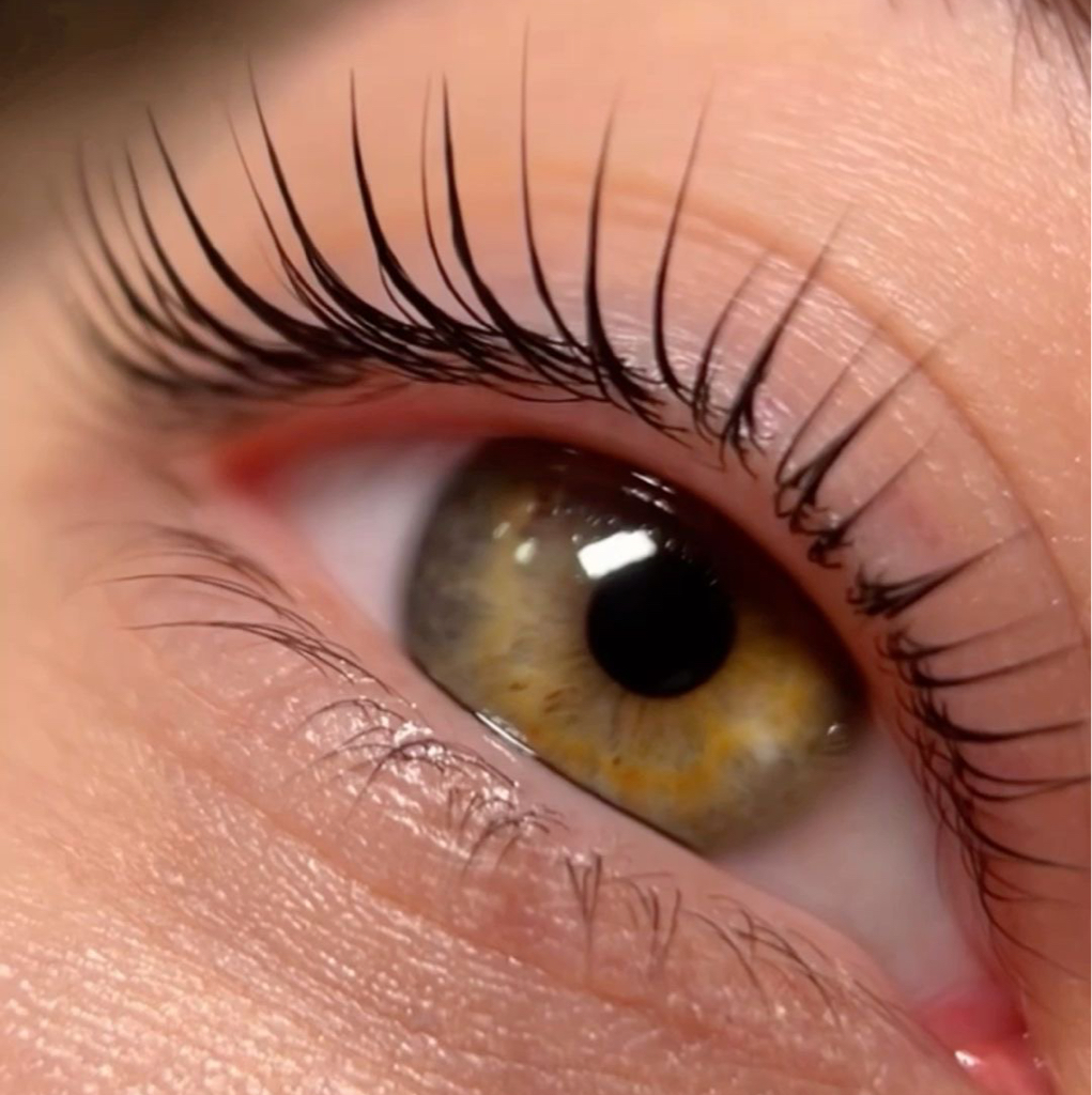 Ламинирование ресниц