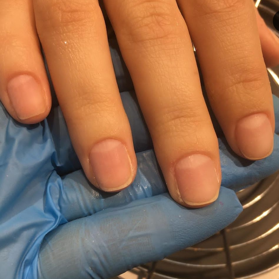 Маникюр гигиенический