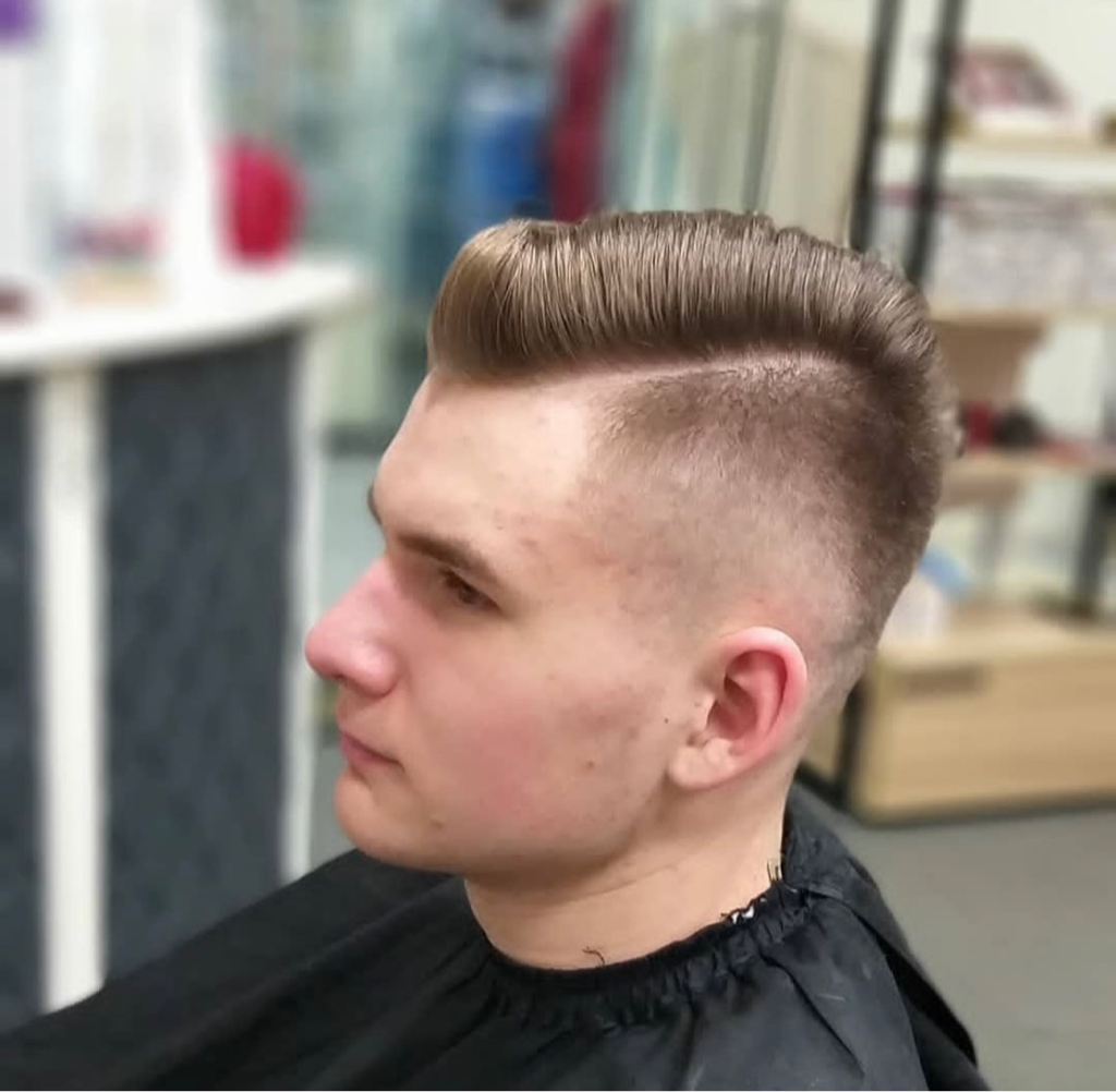 Мужская стрижка модельная