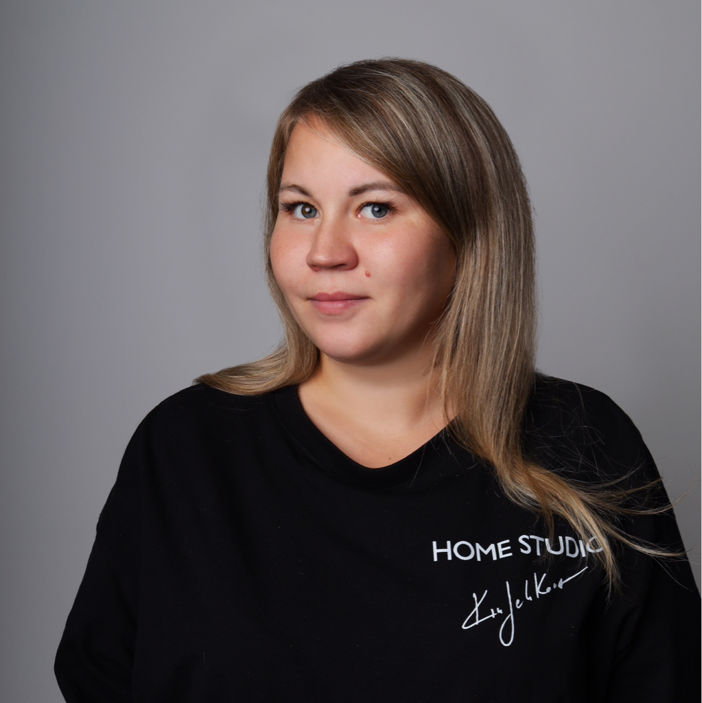 Мария мастер стажер