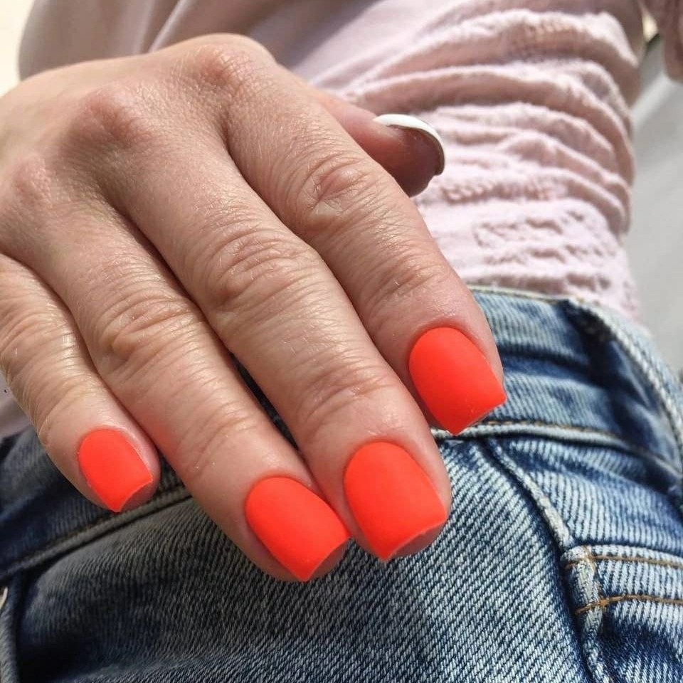 Маникюр с покрытием гель-лак/комбинированный