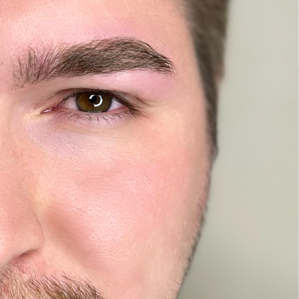 МУЖСКАЯ КОРРЕКЦИЯ БРОВЕЙ