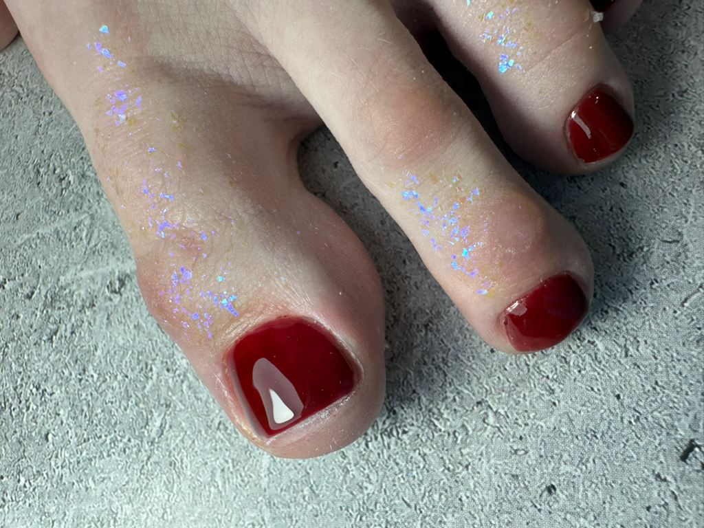 Педикюр полная обработка с покрытием гель лак