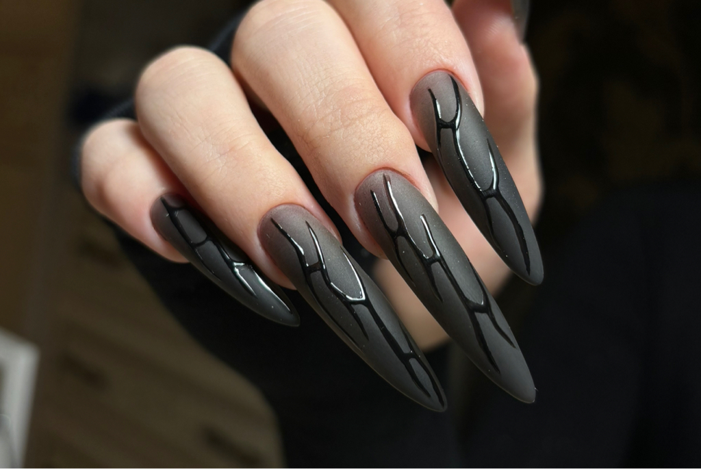 Наращивание ногтей