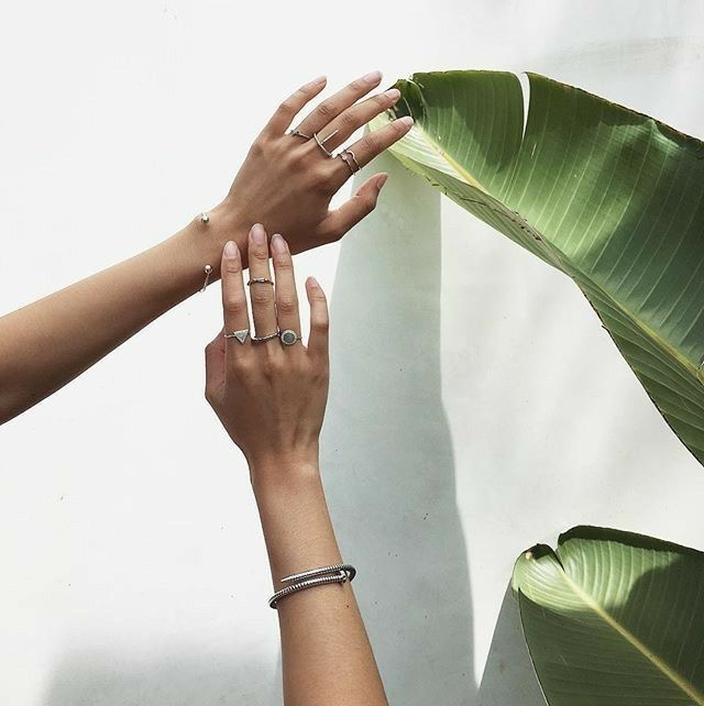 ДЕПИЛЯЦИЯ:   Рук полностью   (Шугаринг)