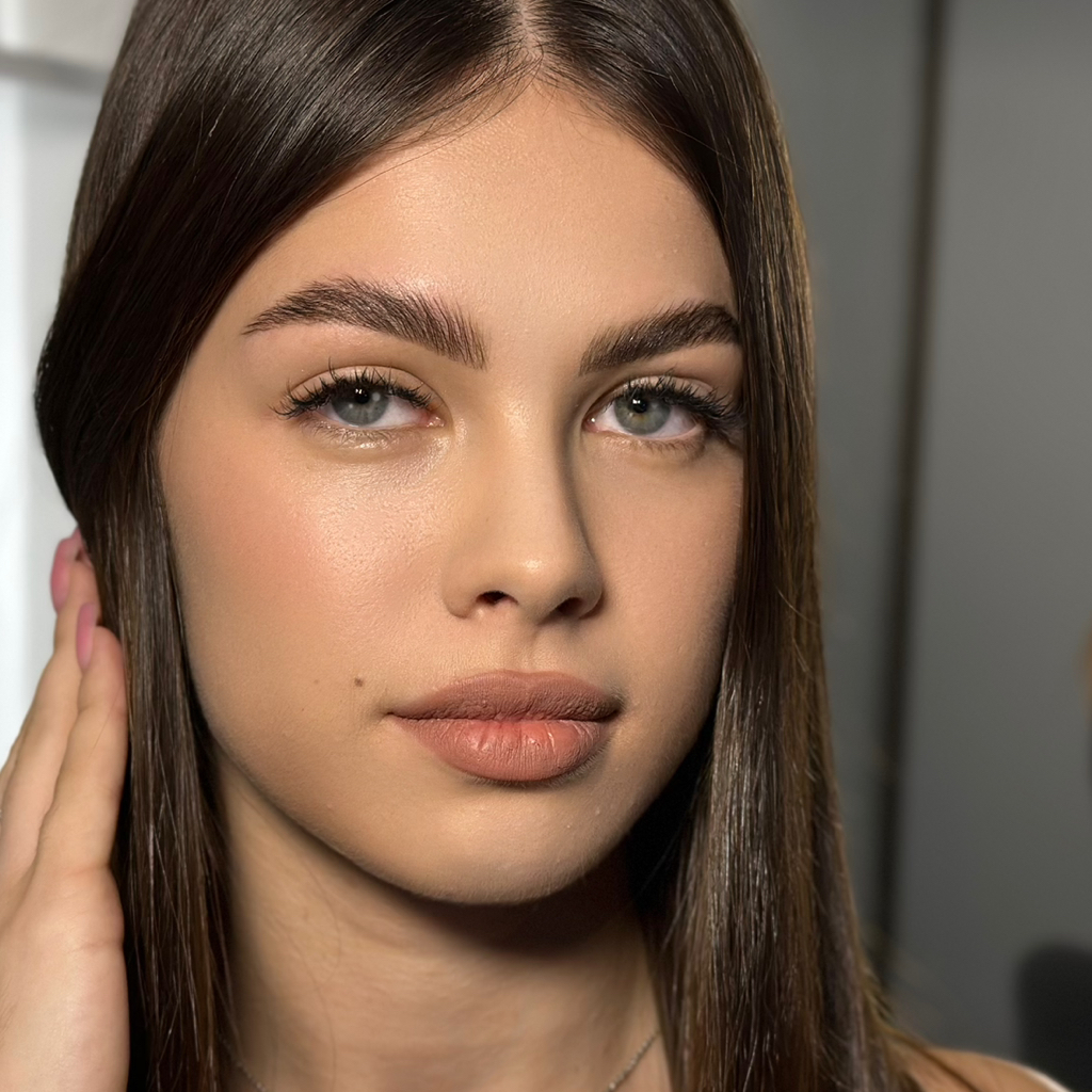 Ламинирование бровей