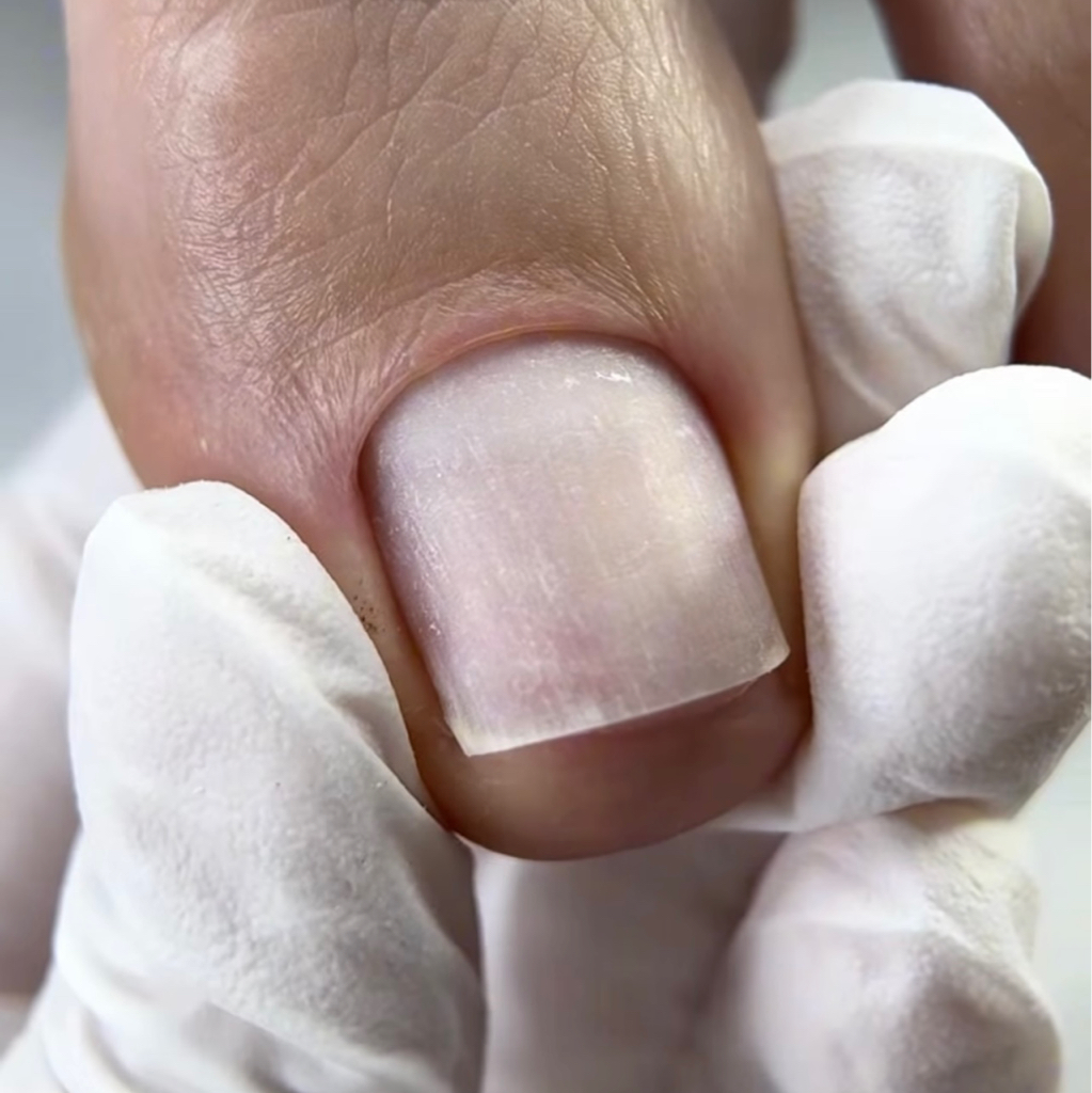 Педикюр  без покрытия  (Обработка стопы и пальчиков)