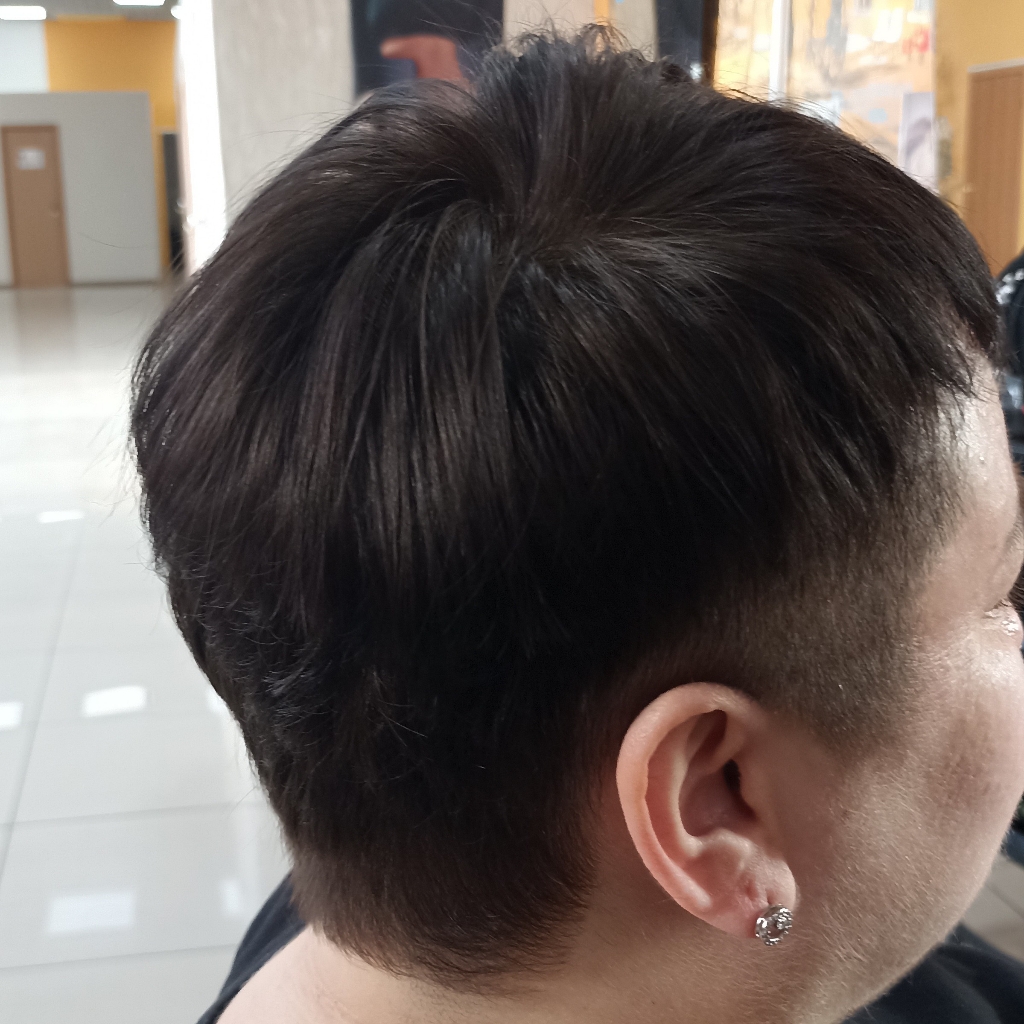 Стрижка женская