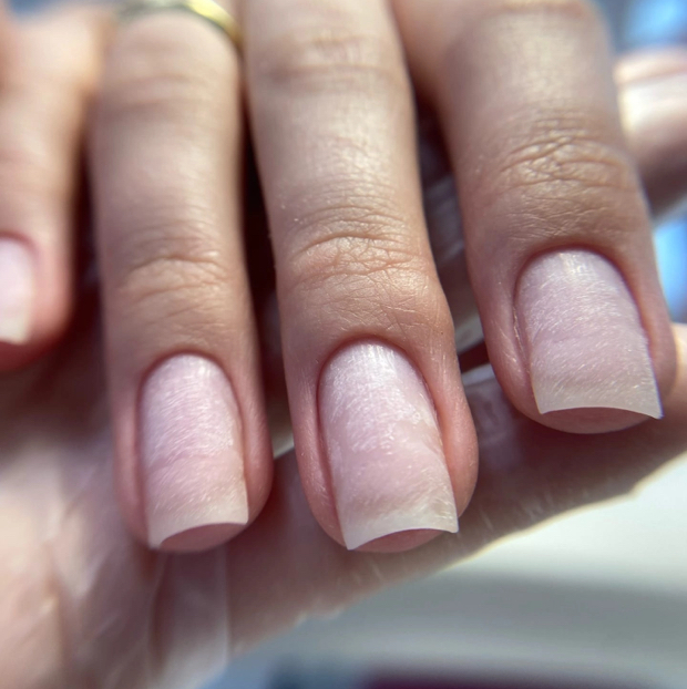 Маникюр без покрытия