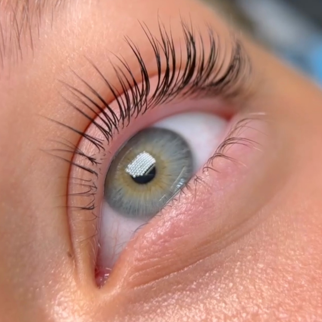 Окрашивание ресниц