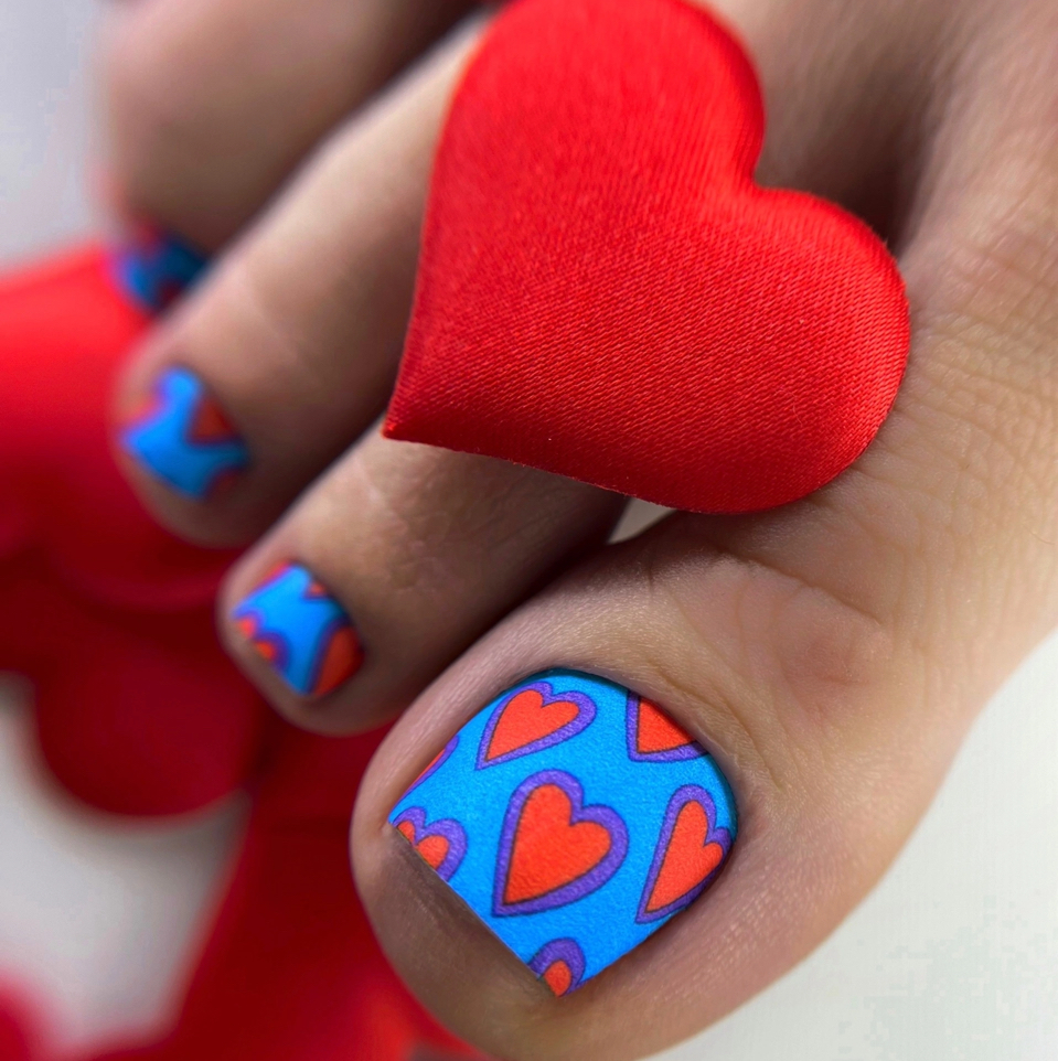 Аппаратный педикюр  + покрытие плёнки