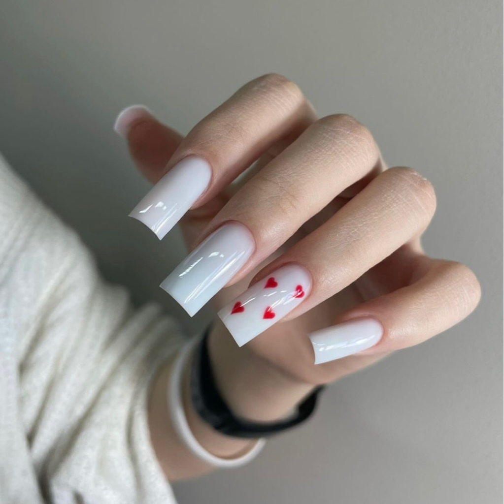 Наращивание ногтей