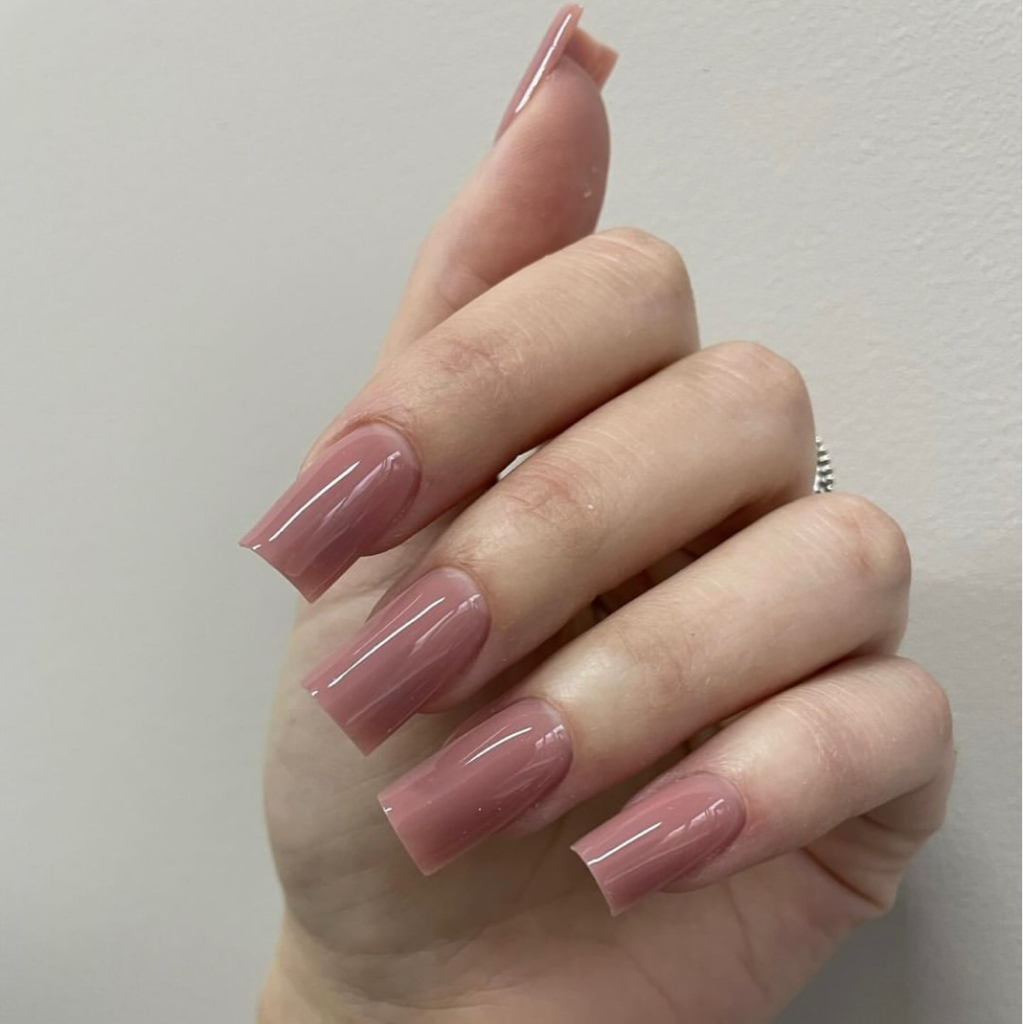 Маникюр с покрытием геля