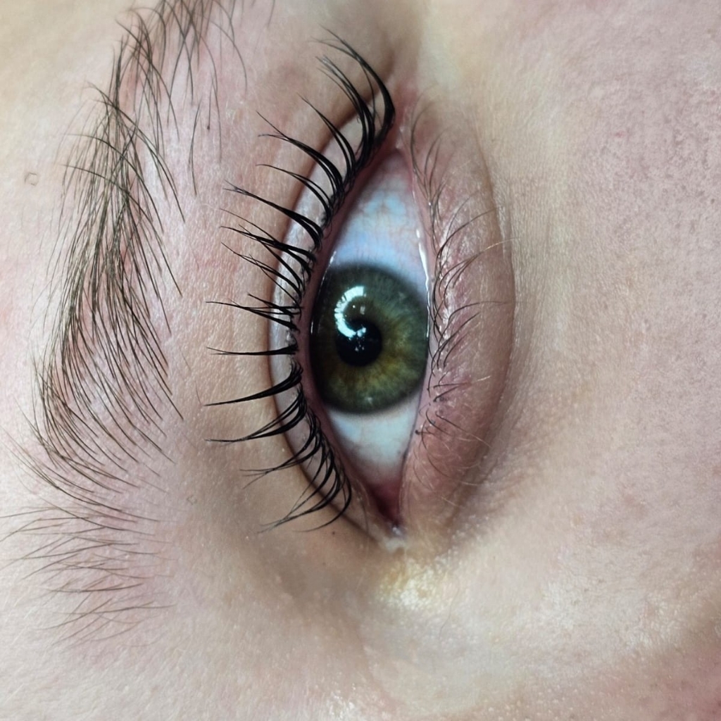 Ламинирование ресниц